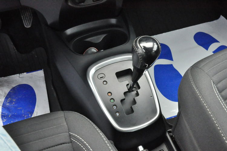 Toyota Yaris Hybrid Premium F-vat Salon Polska Gwarancja zdjęcie 22