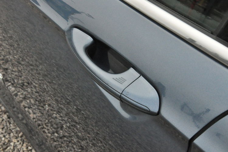 Ford Mondeo 2.0 Hybrid Titanium SONY Kamera Salon Polska F-vat zdjęcie 11