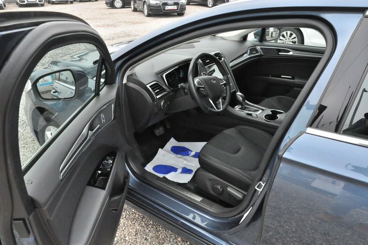 Ford Mondeo 2.0 Hybrid Titanium SONY Kamera Salon Polska F-vat zdjęcie 15