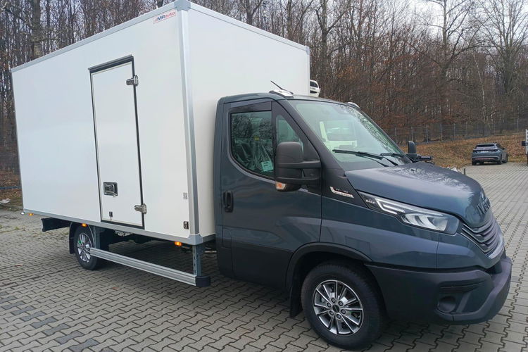 IVECO Daily 35S18HA8 zdjęcie 14