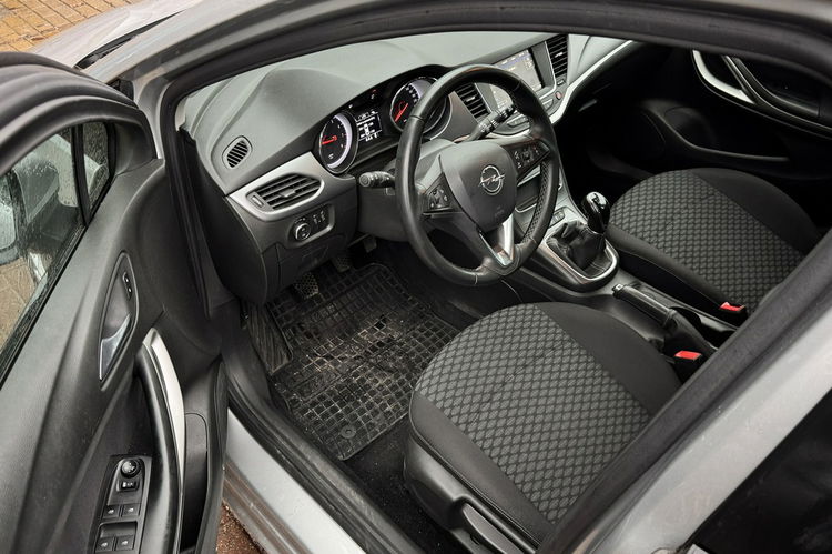 Opel Astra 1.2 benz 130KM Polski Salon Full Serwis F-Vat Cena Brutto 1r gwarancji zdjęcie 10