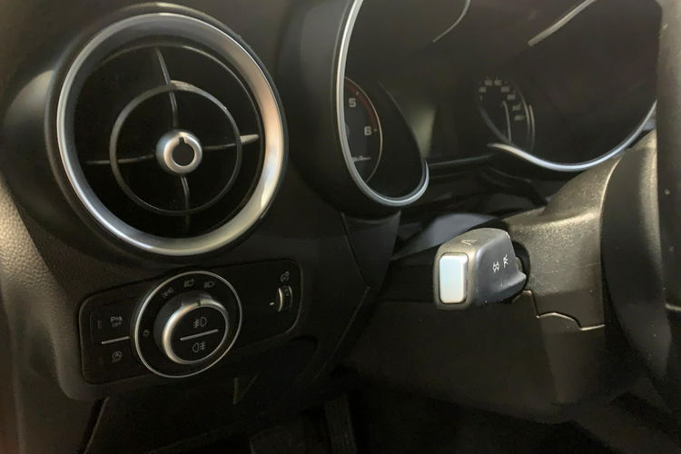 Alfa Romeo Stelvio 2.2 Diesel, Q4 = 4X4, Zadbany, Opłacony, Bogate wyposażenie zdjęcie 16