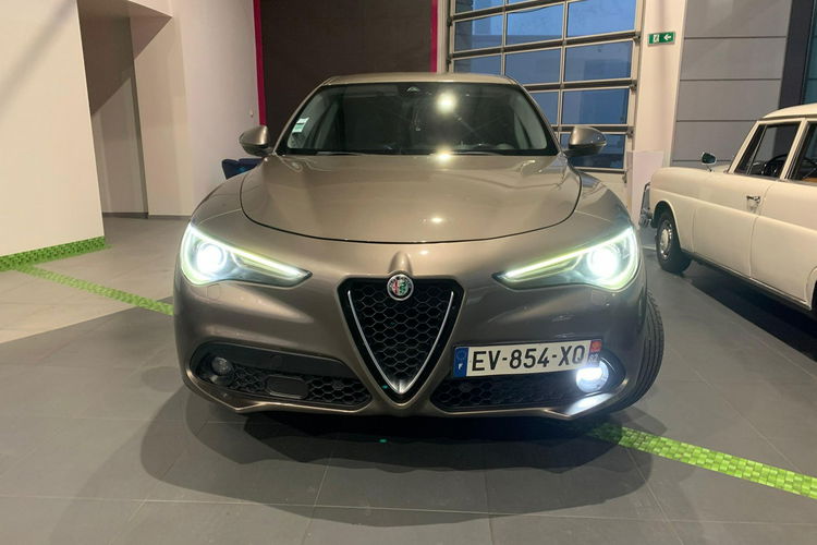 Alfa Romeo Stelvio 2.2 Diesel, Q4 = 4X4, Zadbany, Opłacony, Bogate wyposażenie zdjęcie 2