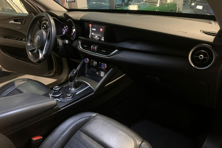 Alfa Romeo Stelvio 2.2 Diesel, Q4 = 4X4, Zadbany, Opłacony, Bogate wyposażenie zdjęcie 24