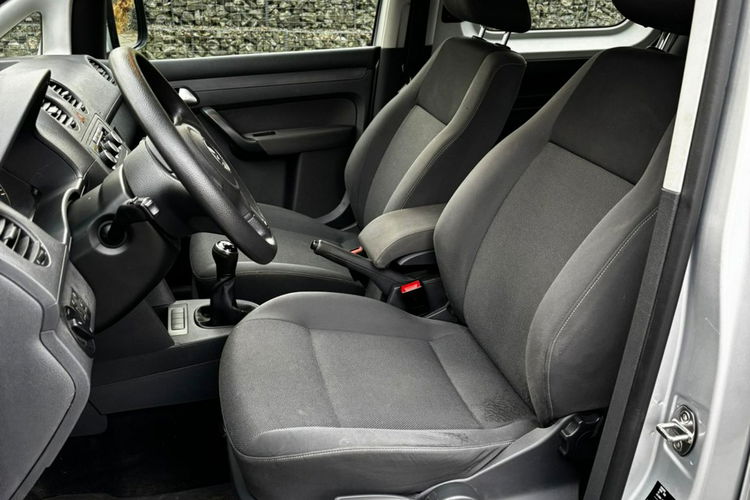 Volkswagen Caddy 2.0 MPI 109 KM 5 osobowy Nowa instalacja LPG zdjęcie 12