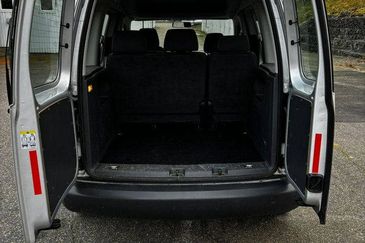Volkswagen Caddy 2.0 MPI 109 KM 5 osobowy Nowa instalacja LPG zdjęcie 16