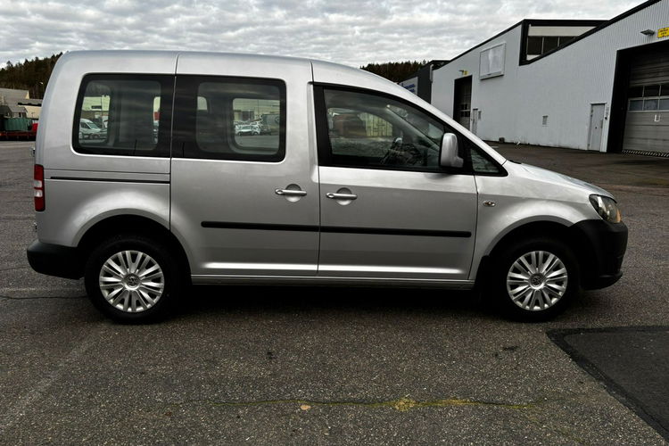 Volkswagen Caddy 2.0 MPI 109 KM 5 osobowy Nowa instalacja LPG zdjęcie 2