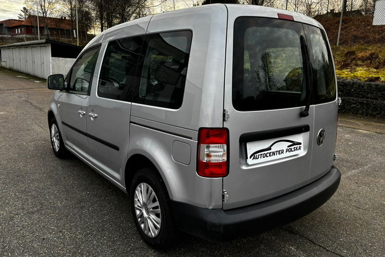 Volkswagen Caddy 2.0 MPI 109 KM 5 osobowy Nowa instalacja LPG zdjęcie 6