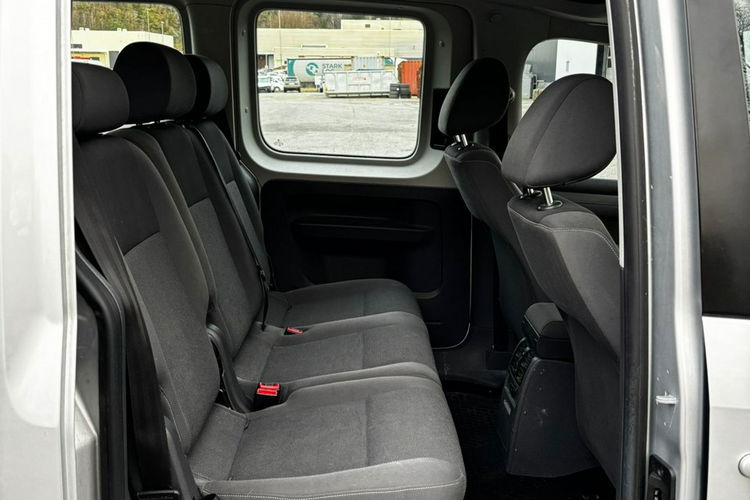 Volkswagen Caddy 2.0 MPI 109 KM 5 osobowy Nowa instalacja LPG zdjęcie 7