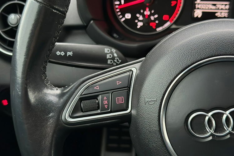 Audi A1 1.4 S-line Xenon zdjęcie 18