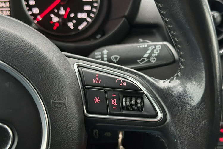 Audi A1 1.4 S-line Xenon zdjęcie 20