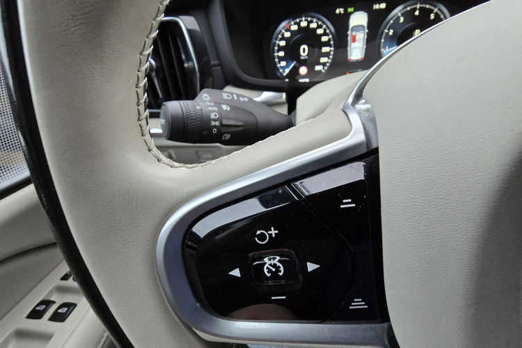 Volvo V60 zdjęcie 27