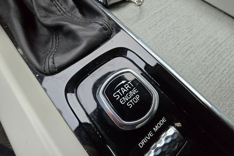 Volvo V60 zdjęcie 29