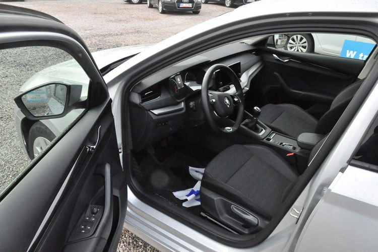 Skoda Octavia Ambition F-vat LED SalonPL Gwarancja KESSY FULL zdjęcie 12