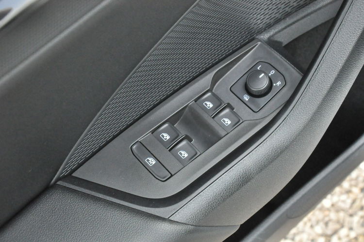 Skoda Octavia Ambition F-vat LED SalonPL Gwarancja KESSY FULL zdjęcie 13