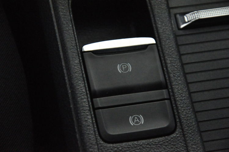 Skoda Octavia Ambition F-vat LED SalonPL Gwarancja KESSY FULL zdjęcie 18