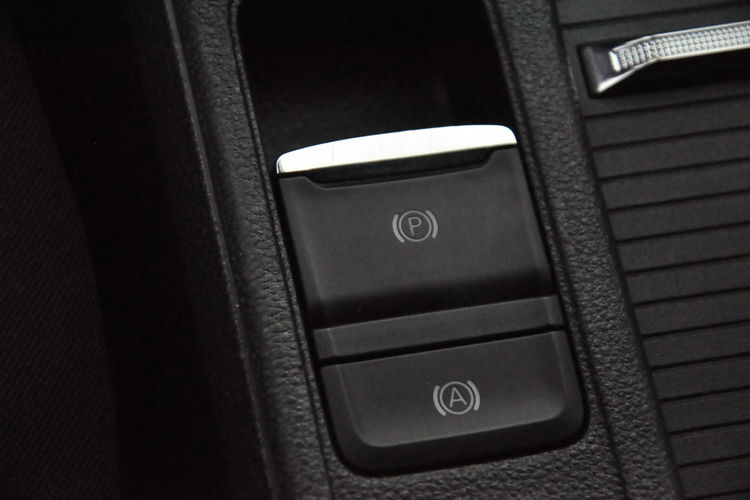 Skoda Octavia Ambition F-vat LED SalonPL Gwarancja KESSY FULL zdjęcie 19