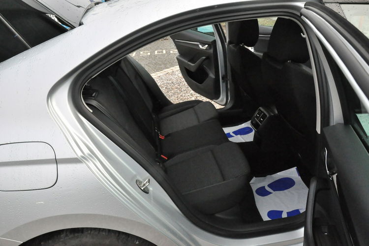 Skoda Octavia Ambition F-vat LED SalonPL Gwarancja KESSY FULL zdjęcie 27