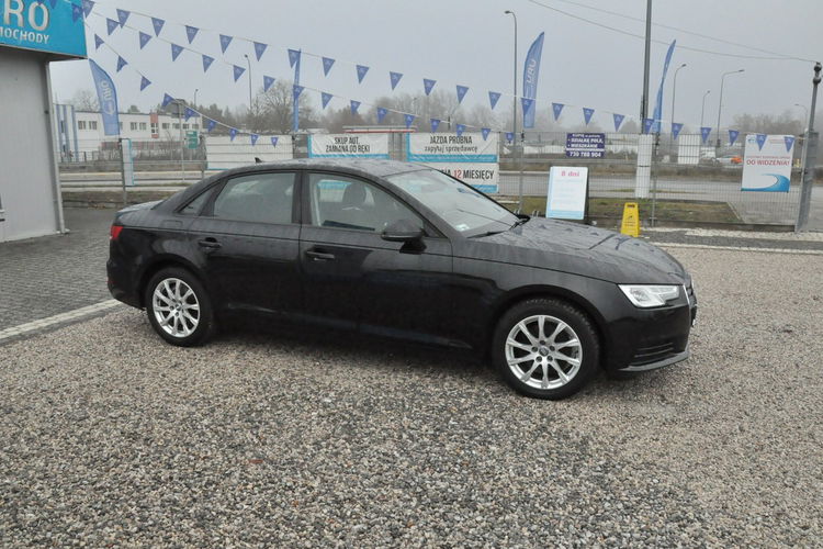 Audi A4 S-Tronic Gwarancja Nawigacja F-vat Salon Polska zdjęcie 4