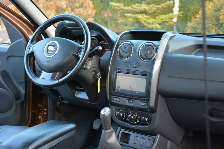 Duster 1.6 16V(105KM )Lift Prestige Navi Skóry Parktronik ASO Dacia zdjęcie 19