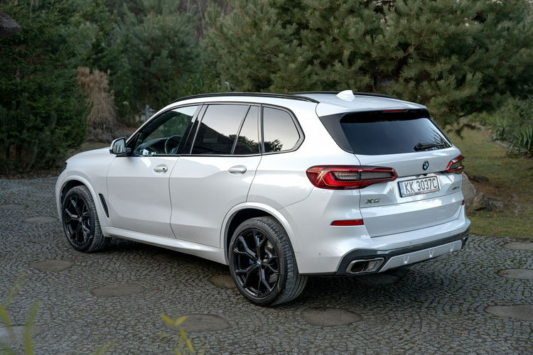 BMW X5 G05 / 40i Sport / xDrive / 340HP / Niski przebieg / M Pakiet zdjęcie 2