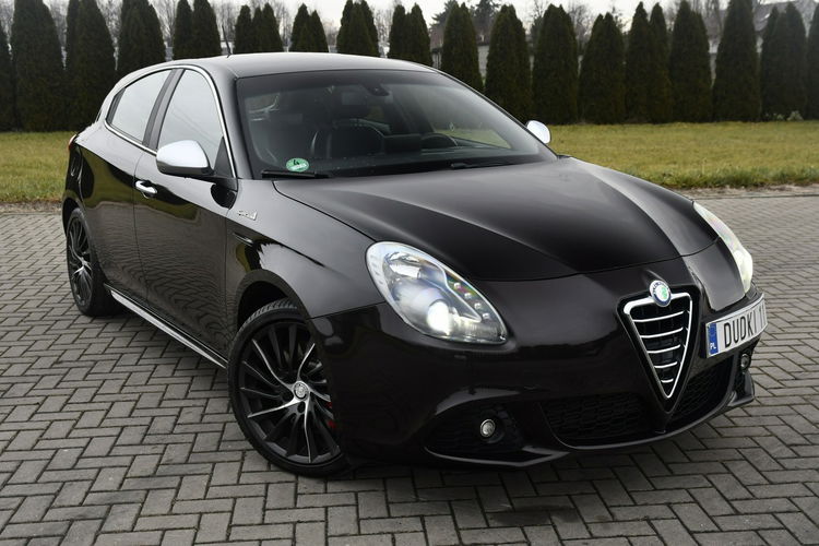 Alfa Romeo Giulietta 1.4TURBO + GAZ. Automat, Navi, XenonyLedy.Pół-Skóry. zdjęcie 2
