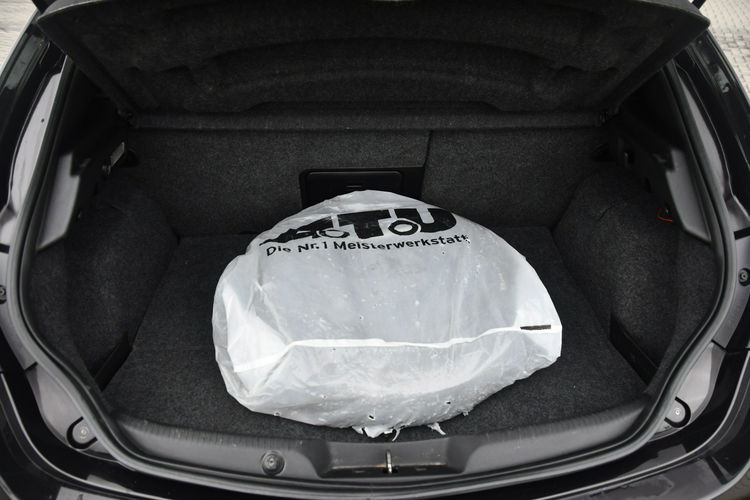 Alfa Romeo Giulietta 1.4TURBO + GAZ. Automat, Navi, XenonyLedy.Pół-Skóry. zdjęcie 20