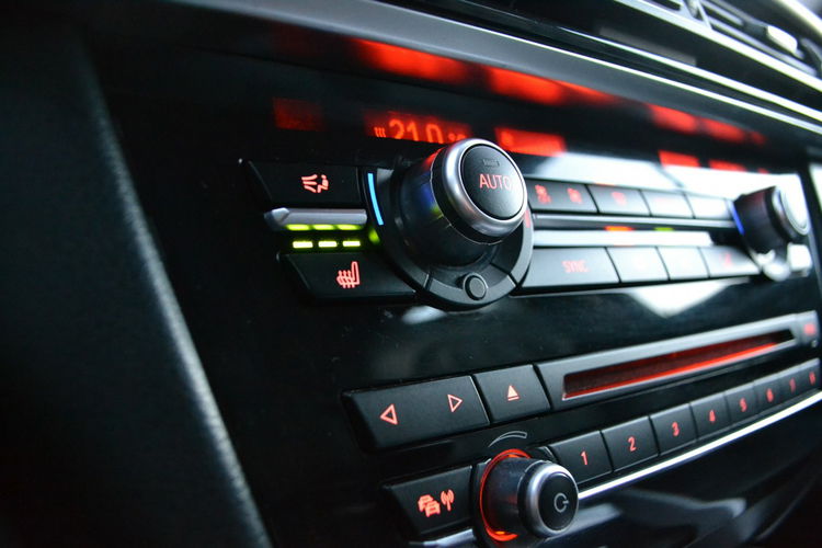 BMW X5 LED Zadbana Podgrz. fotele Skórzana tapicerka Nawigacja zdjęcie 15