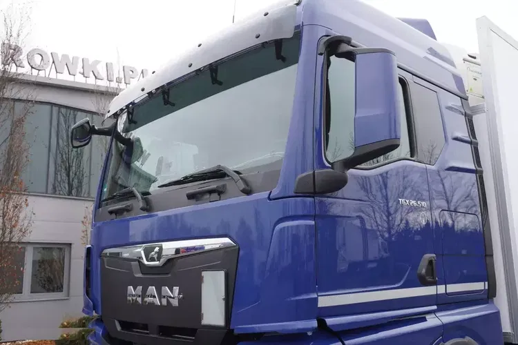 MAN TGX 26.510 / 6x2 / 510 KM / 2022/ Nowa chłodnia Lamberet bitemperatura zdjęcie 11