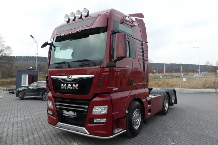 MAN TGX 28.580 D38 / 6x2 / BOOGIE / RETARDER / AUTOMAT / XXL / zdjęcie 1