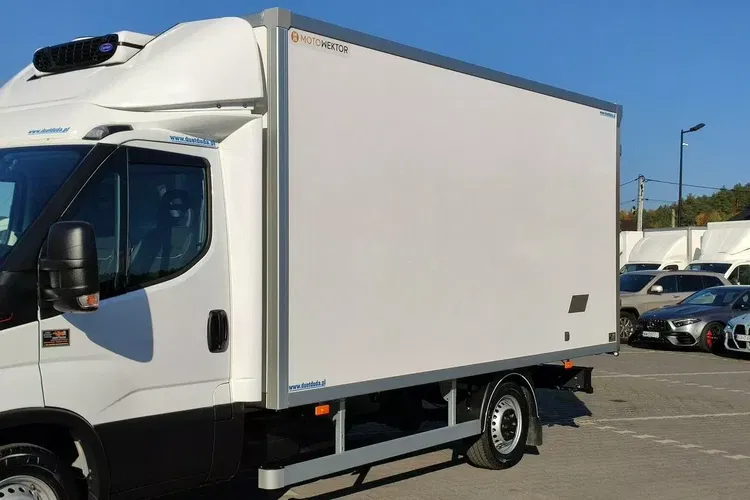 Iveco Daily 35S16 V zdjęcie 11