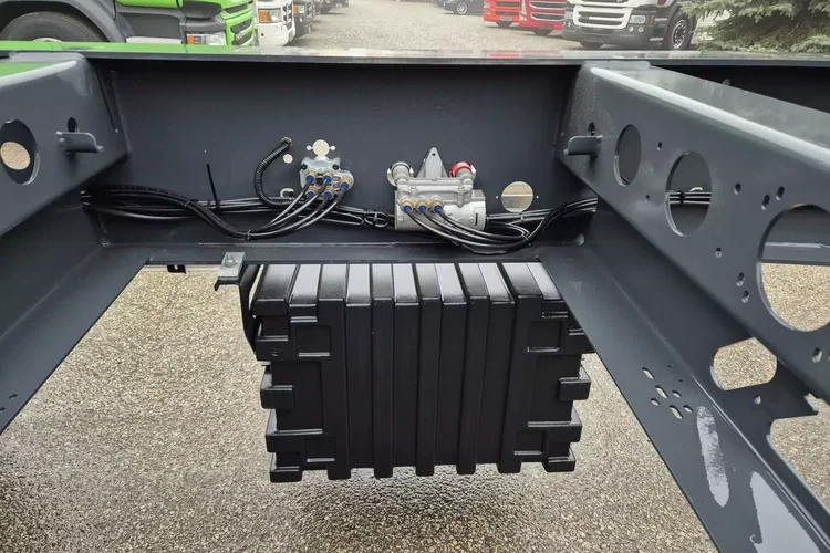 Wielton Podkontenerowa zdjęcie 15