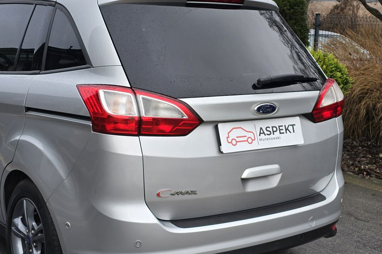 Ford Grand C-MAX 1.5 TDCi 120KM Titanium / / ZADBANY zdjęcie 15