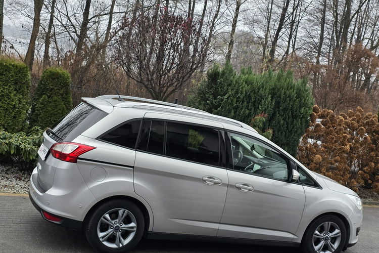 Ford Grand C-MAX 1.5 TDCi 120KM Titanium / / ZADBANY zdjęcie 2