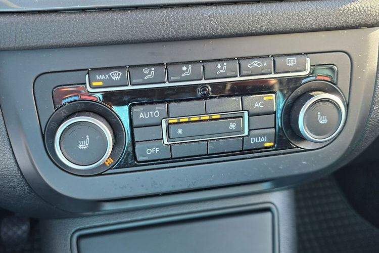 Volkswagen Tiguan 100% oryginalny lakier, kompletna dokumentacja serwisowa, nowy rozrząd zdjęcie 16