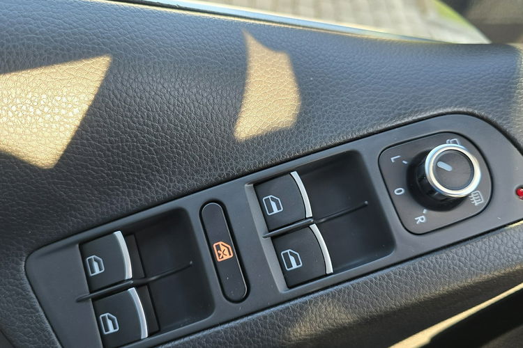 Volkswagen Tiguan 100% oryginalny lakier, kompletna dokumentacja serwisowa, nowy rozrząd zdjęcie 20