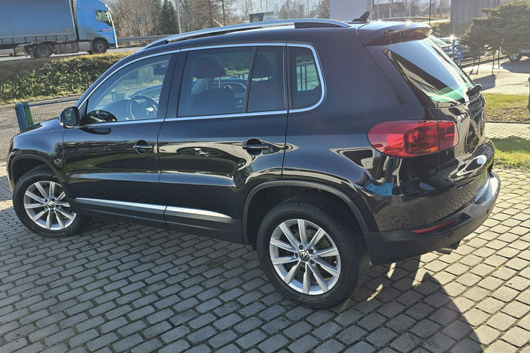 Volkswagen Tiguan 100% oryginalny lakier, kompletna dokumentacja serwisowa, nowy rozrząd zdjęcie 5