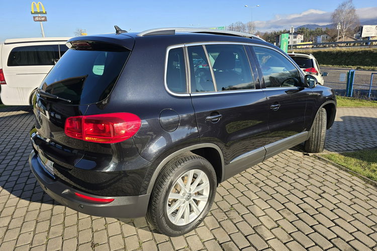 Volkswagen Tiguan 100% oryginalny lakier, kompletna dokumentacja serwisowa, nowy rozrząd zdjęcie 6