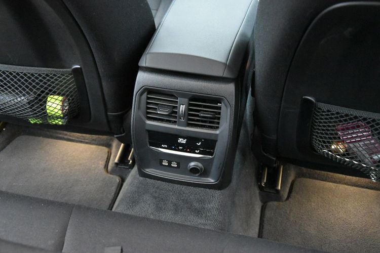 BMW 320 G21 320d 190KM Manual 2020r. Laser HeadUp HAK NAVi Kamera el. klapa FV zdjęcie 13