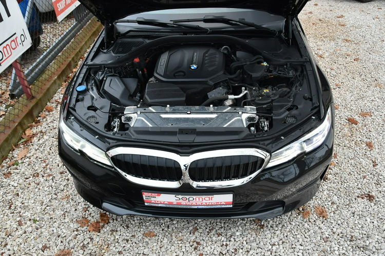 BMW 320 G21 320d 190KM Manual 2020r. Laser HeadUp HAK NAVi Kamera el. klapa FV zdjęcie 40