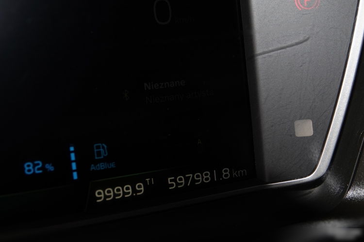 Volvo FH 500 / I-SAVE / XXL / KLIMA POSTOJOWA / NOWY MODEL / OPONY 100 % / PO ZŁOTYM KONTRAKCIE SERWISOWYM zdjęcie 40