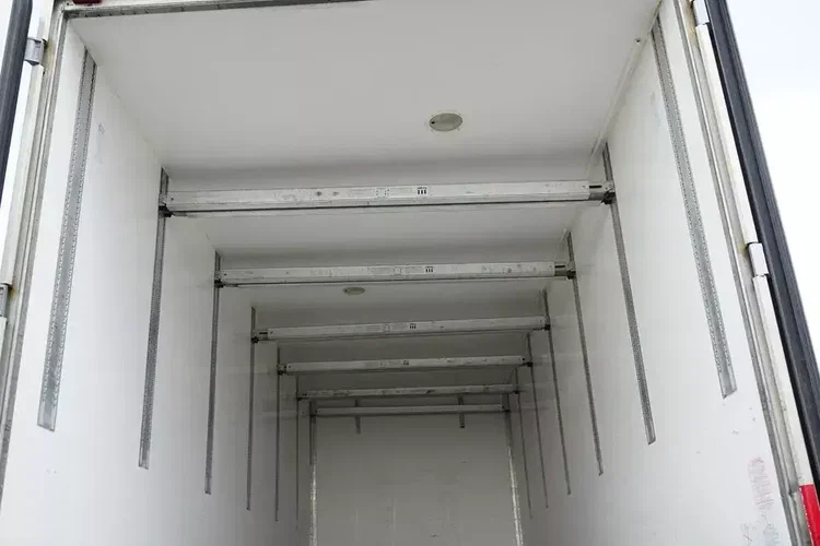 SVAN TANDEM / IZOTERMA / DŁ. 7.35 M / DOPPELSTOCK / 18 PALET zdjęcie 18