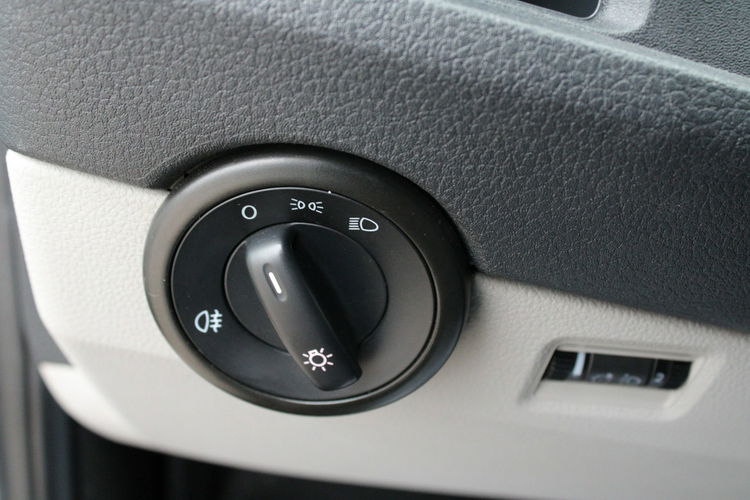 Volkswagen Caravelle Trendline L2 F-vat Salon Polska Gwarancja zdjęcie 11