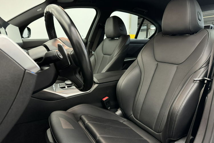 BMW 318 318i MPakiet Podgrzewane Fotele Kamera Bezprzewodowy AA/ACP Tempomat zdjęcie 11