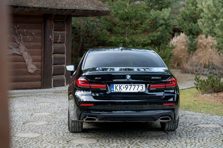 BMW 530 G30 FACELIFT / 530i xDrive / 252HP / Niski przebieg zdjęcie 6