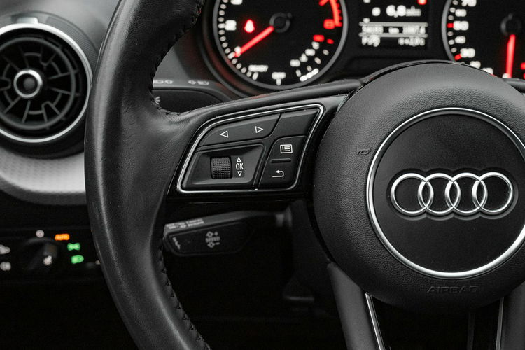 Audi Q2 1.5 35 TFSI 150KM Podgrz.f 2 stef klima K.cof Salon PL zdjęcie 19