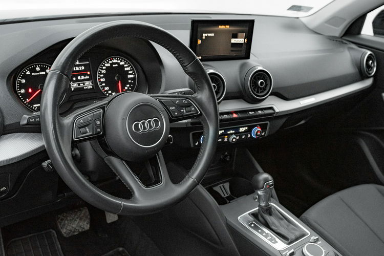 Audi Q2 1.5 35 TFSI 150KM Podgrz.f 2 stef klima K.cof Salon PL zdjęcie 6