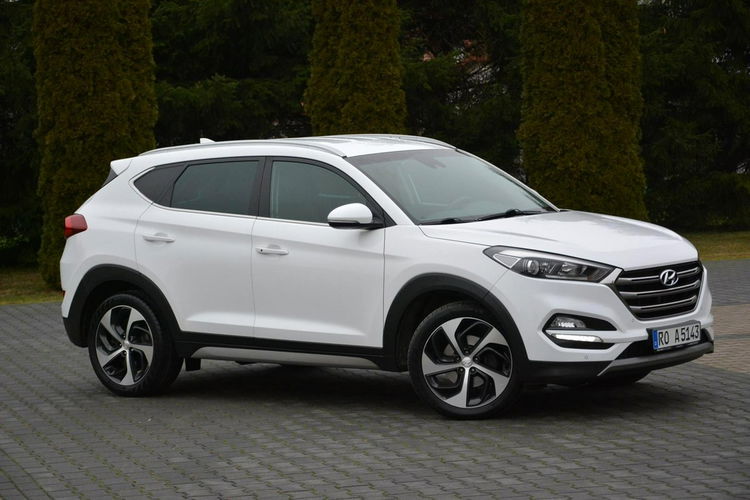 Hyundai Tucson FV23% Premium Skóry Ledy Navi Kamera Asysten Pasa ALU19 zdjęcie 10