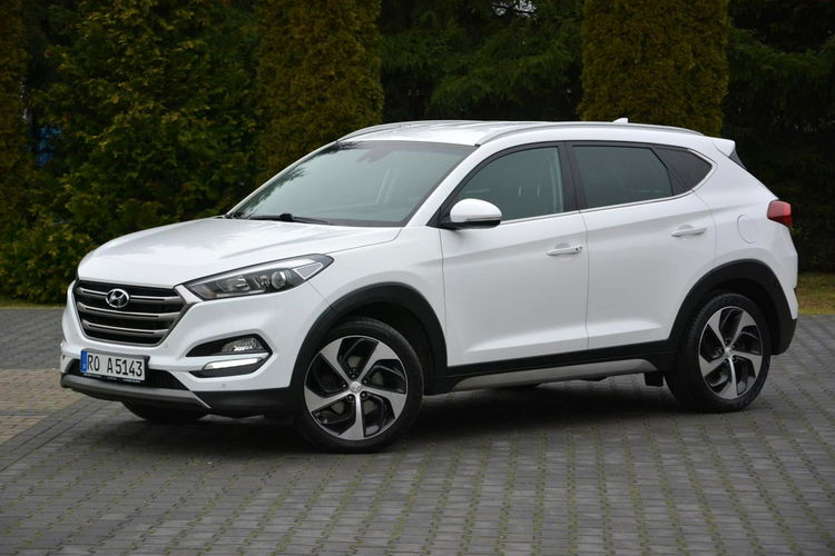 Hyundai Tucson FV23% Premium Skóry Ledy Navi Kamera Asysten Pasa ALU19 zdjęcie 3