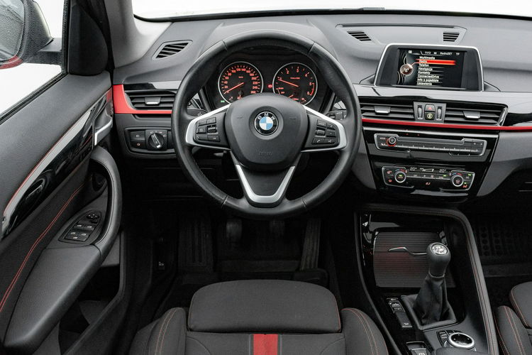 BMW X1 xDrive18d Ambient Szklany dach LED 2 stref klima Salon PL zdjęcie 17